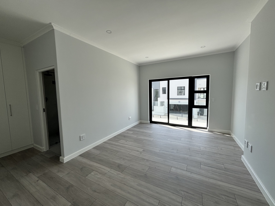 4 Bedroom Property for Sale in Sandown Western Cape